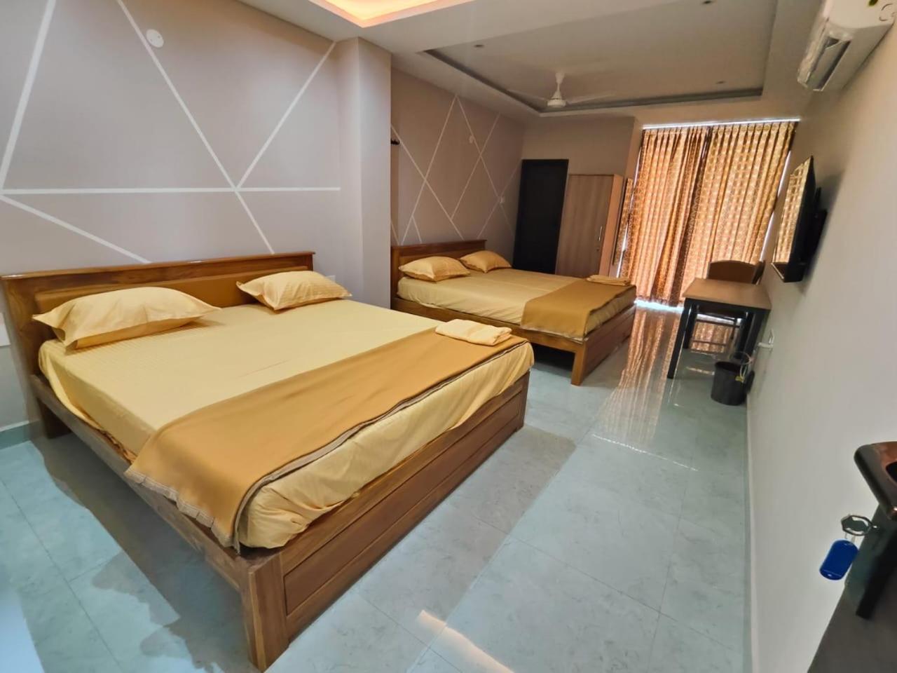 Sri Abirami Mahal Hotell Tiruvannāmalai Exteriör bild