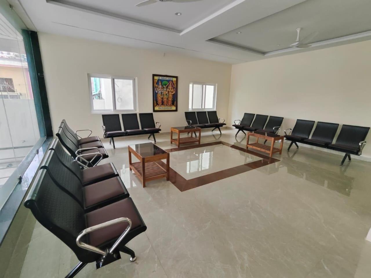 Sri Abirami Mahal Hotell Tiruvannāmalai Exteriör bild