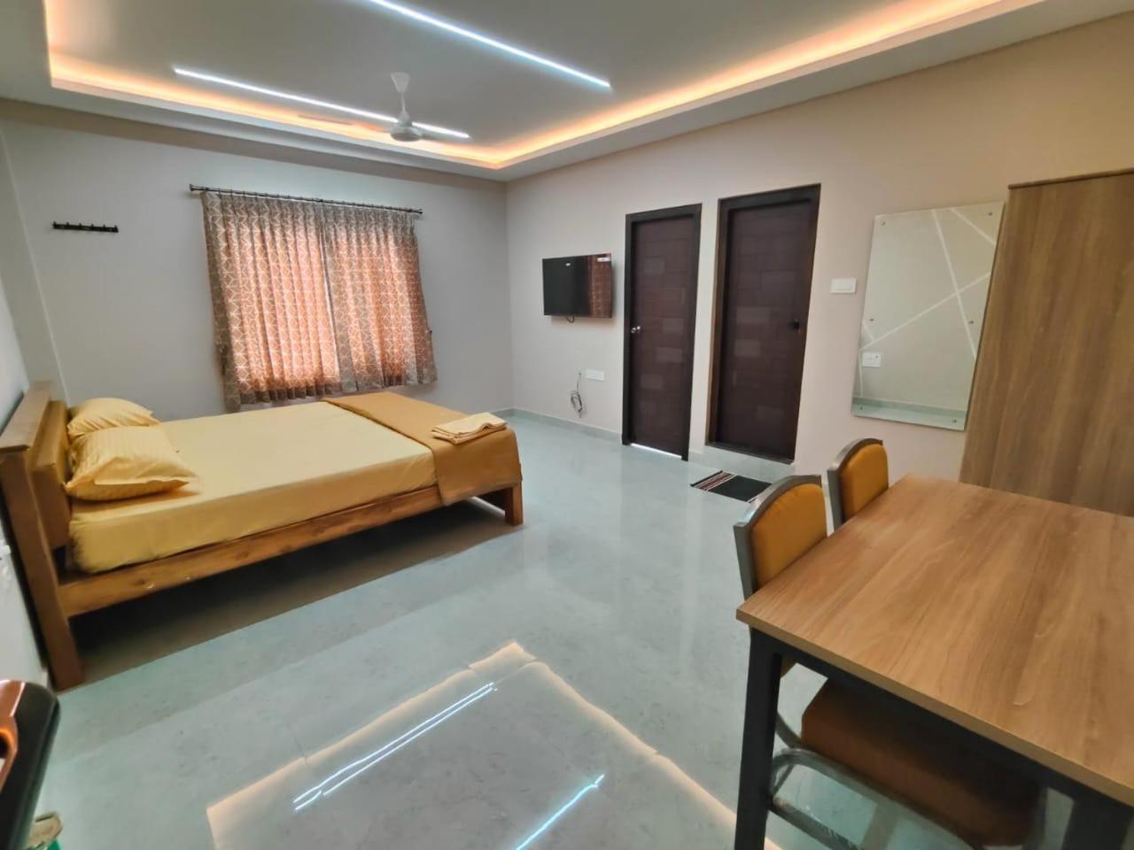Sri Abirami Mahal Hotell Tiruvannāmalai Exteriör bild